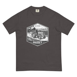 The Tractor Mugs Store Graphite / S Massey Ferguson 135 OLD SCHOOL MASSEY Moose | Unisex Premium T-shirt Quality Farmers Merch