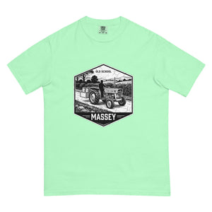 The Tractor Mugs Store Island Reef / S Massey Ferguson 135 OLD SCHOOL MASSEY Moose | Unisex Premium T-shirt Quality Farmers Merch