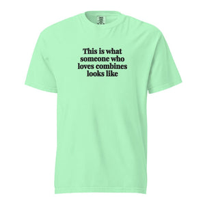 The Tractor Mugs Store Island Reef / S This is what someone who loves Combines looks like | Unisex Premium T-shirt Quality Farmers Merch