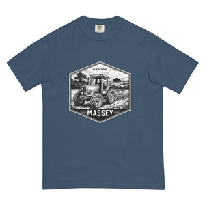 The Tractor Mugs Store Midnight / S Massey Ferguson 3075 OLD SCHOOL MASSEY Moose | Unisex Premium T-shirt Quality Farmers Merch