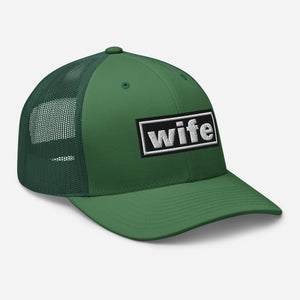 The Tractor Mugs Store Oasis Style Retro Wife | Trucker Cap Quality Farmers Merch
